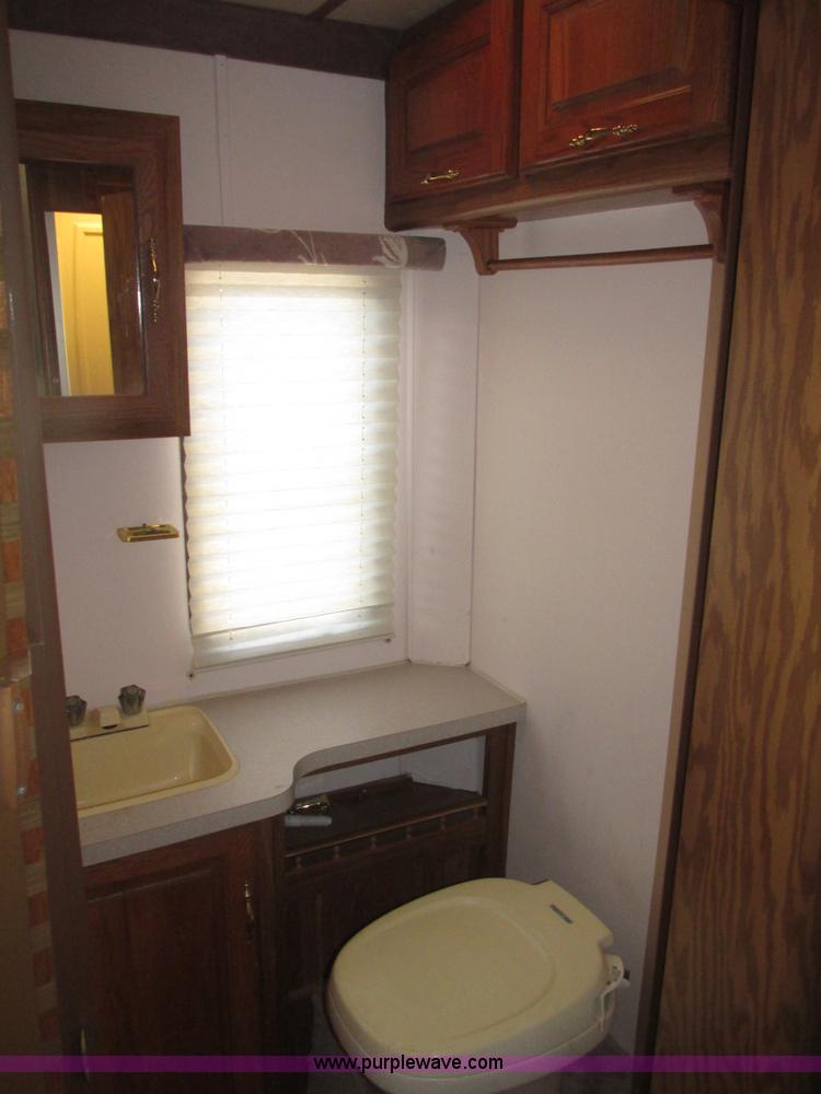 image for item H4735 1993 Ford Econoline E350 Dutchman 30' RV