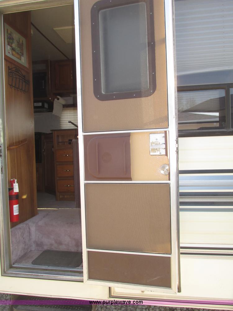 image for item H4735 1993 Ford Econoline E350 Dutchman 30' RV