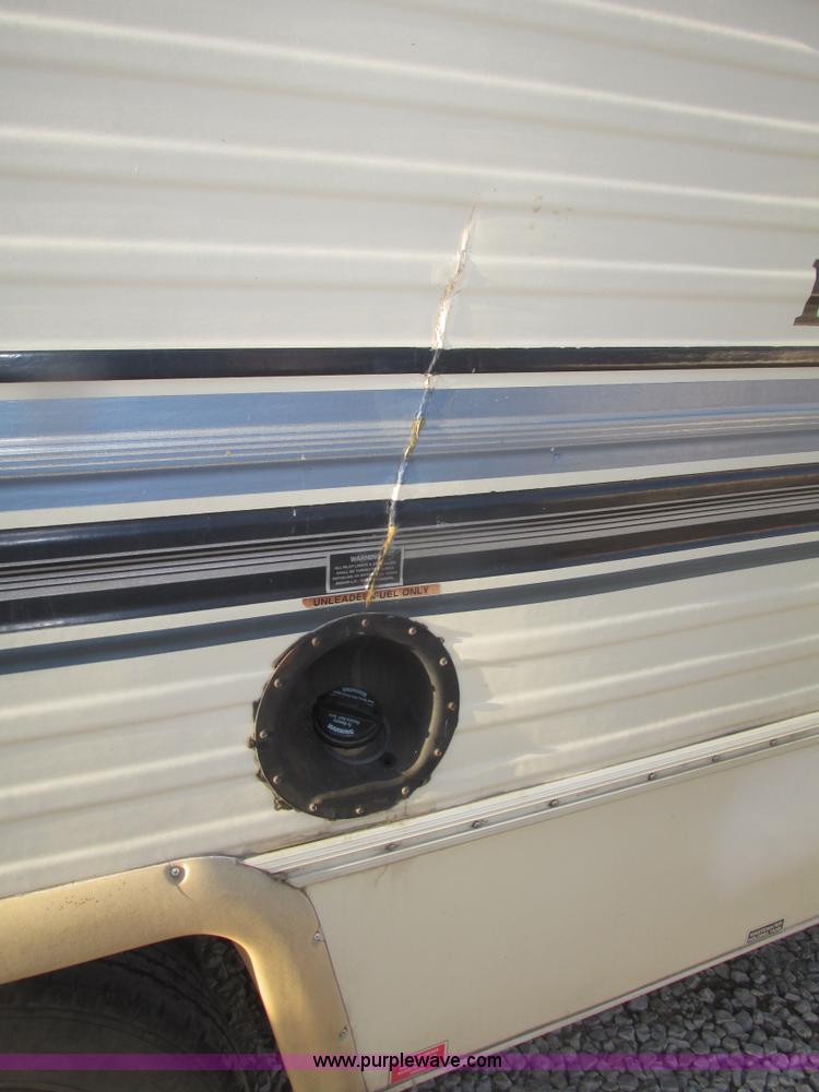 image for item H4735 1993 Ford Econoline E350 Dutchman 30' RV