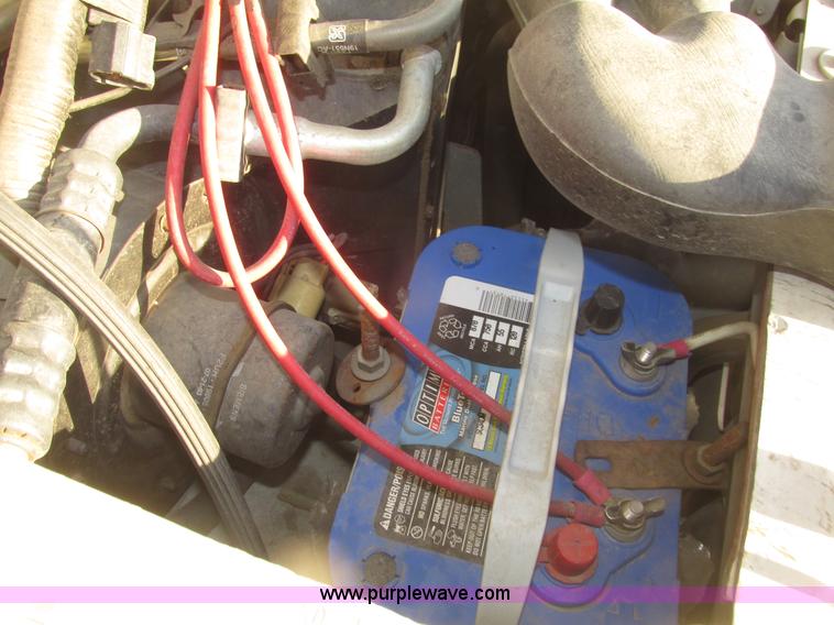 image for item H4735 1993 Ford Econoline E350 Dutchman 30' RV