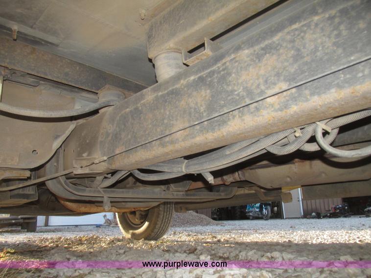 image for item H4735 1993 Ford Econoline E350 Dutchman 30' RV