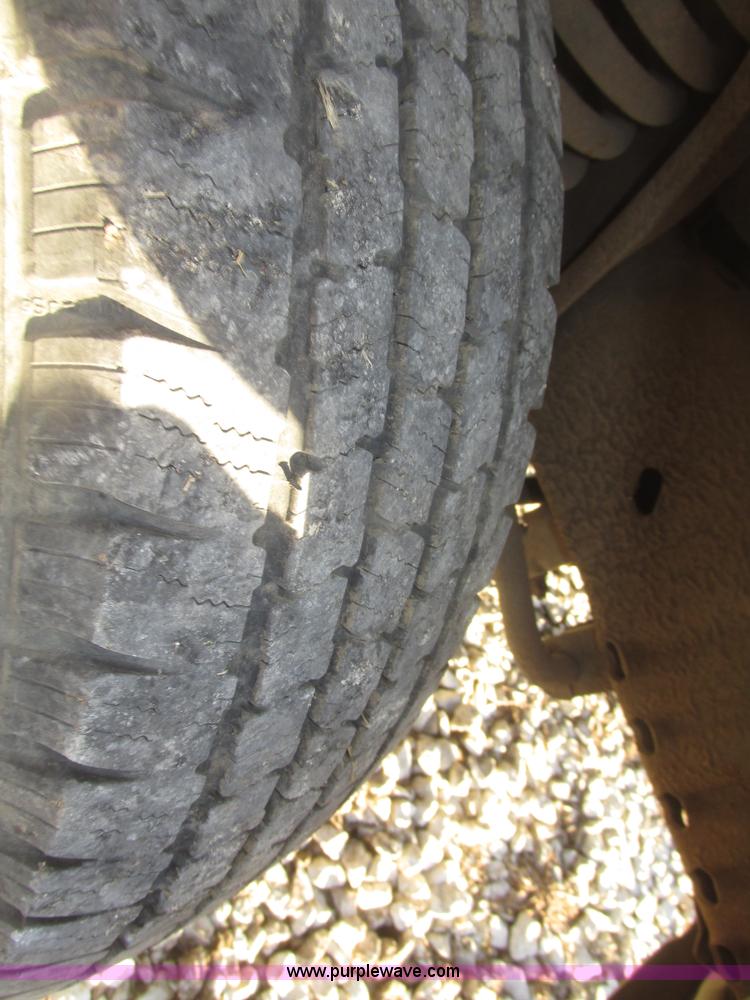 image for item H4735 1993 Ford Econoline E350 Dutchman 30' RV