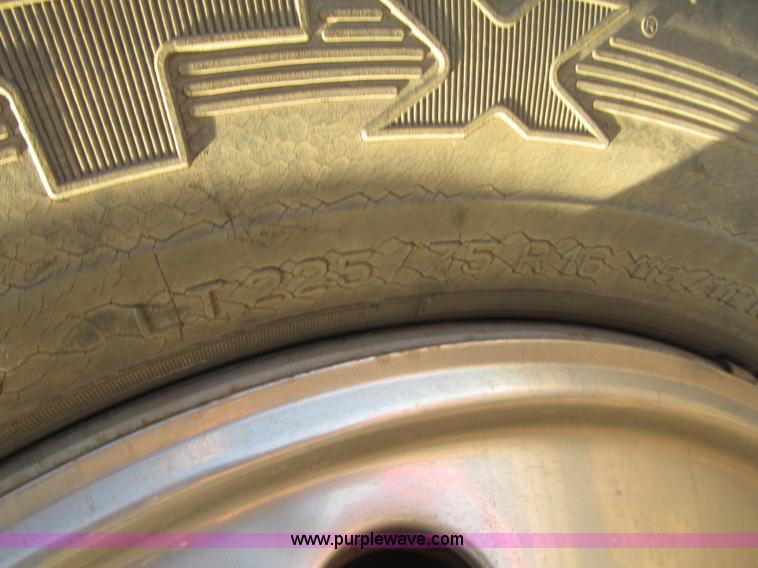 image for item H4735 1993 Ford Econoline E350 Dutchman 30' RV