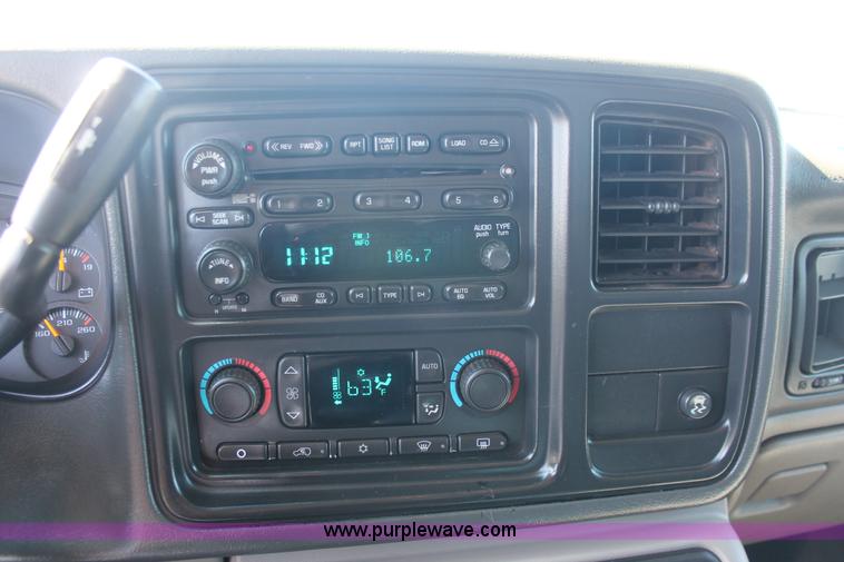 image for item H5875 2006 Chevrolet Tahoe Z71 SUV