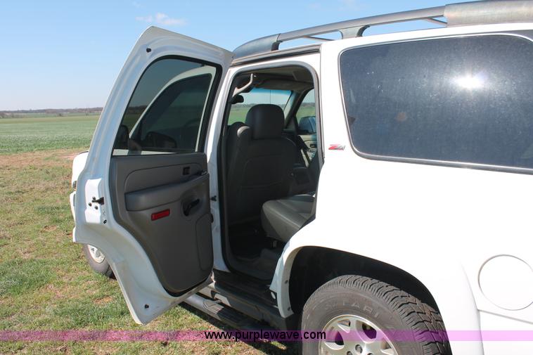 image for item H5875 2006 Chevrolet Tahoe Z71 SUV