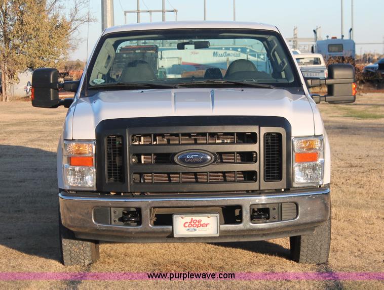 image for item H5881 2010 Ford F250 Super Duty XL SuperCab pickup truck