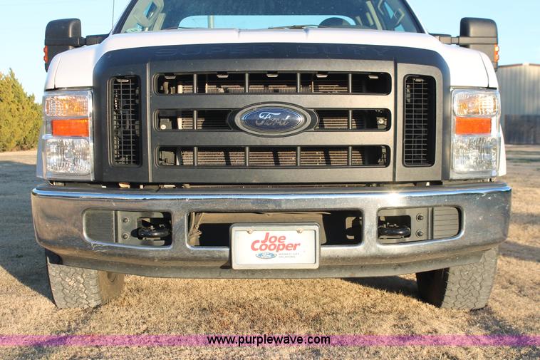 image for item H5881 2010 Ford F250 Super Duty XL SuperCab pickup truck