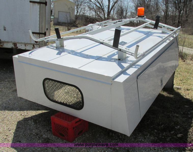 Knapheide Knap Kap utility truck topper in Winfield, MO Item H7503