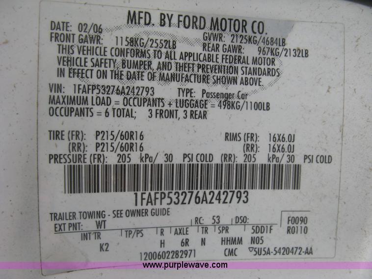 image for item H8735 2006 Ford Taurus SE