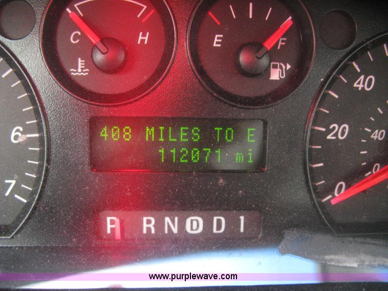 image for item H8742 2006 Ford Taurus SE