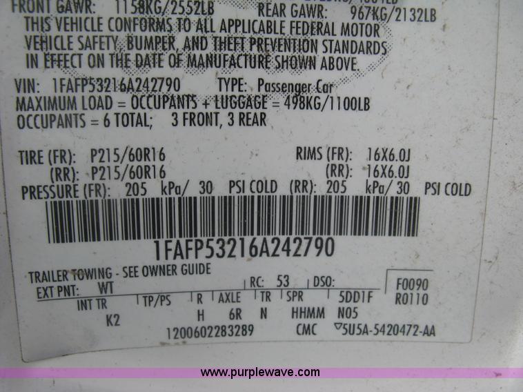 image for item H8742 2006 Ford Taurus SE