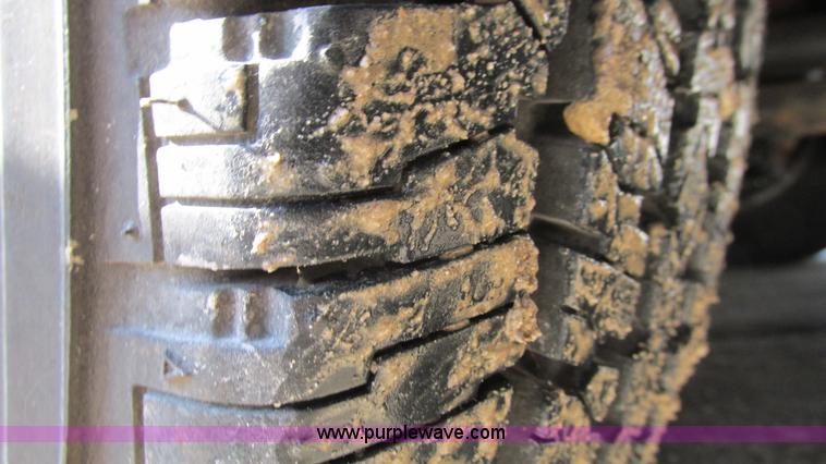 image for item I3062 1987 Chevrolet P30 Fleetwood/Southwind RV