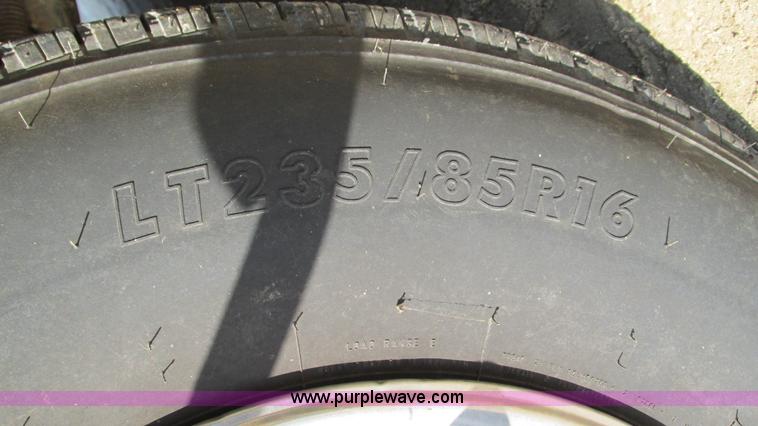 image for item I3062 1987 Chevrolet P30 Fleetwood/Southwind RV