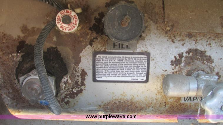 image for item I3062 1987 Chevrolet P30 Fleetwood/Southwind RV