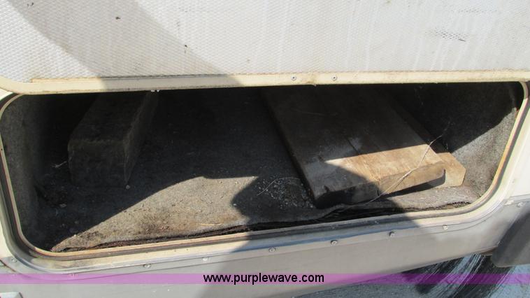 image for item I3062 1987 Chevrolet P30 Fleetwood/Southwind RV