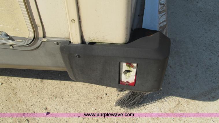 image for item I3062 1987 Chevrolet P30 Fleetwood/Southwind RV