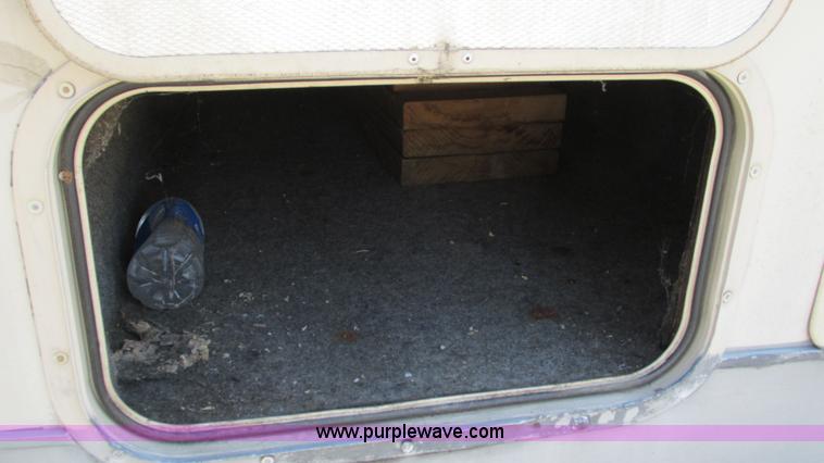 image for item I3062 1987 Chevrolet P30 Fleetwood/Southwind RV