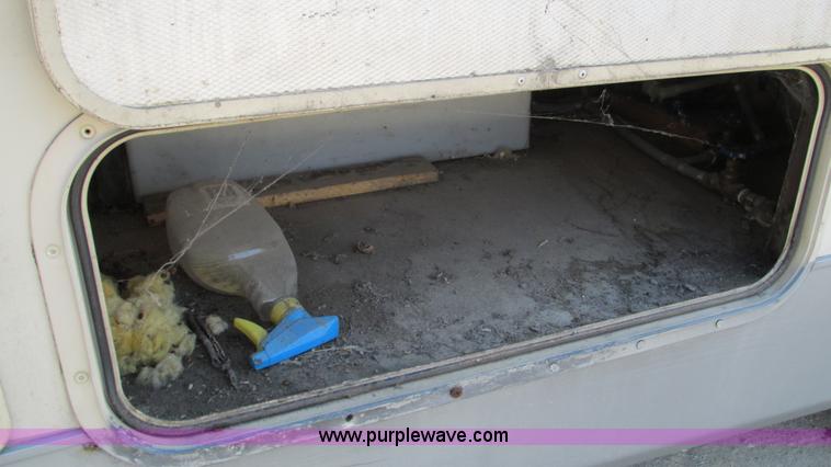 image for item I3062 1987 Chevrolet P30 Fleetwood/Southwind RV