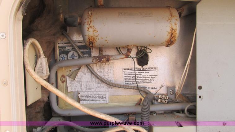 image for item I3062 1987 Chevrolet P30 Fleetwood/Southwind RV