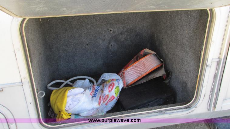 image for item I3062 1987 Chevrolet P30 Fleetwood/Southwind RV