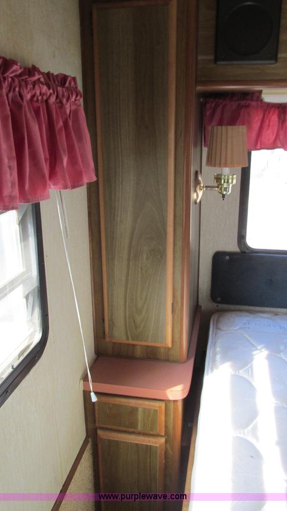 image for item I3062 1987 Chevrolet P30 Fleetwood/Southwind RV