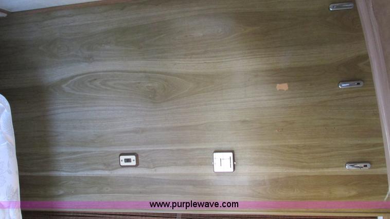 image for item I3062 1987 Chevrolet P30 Fleetwood/Southwind RV