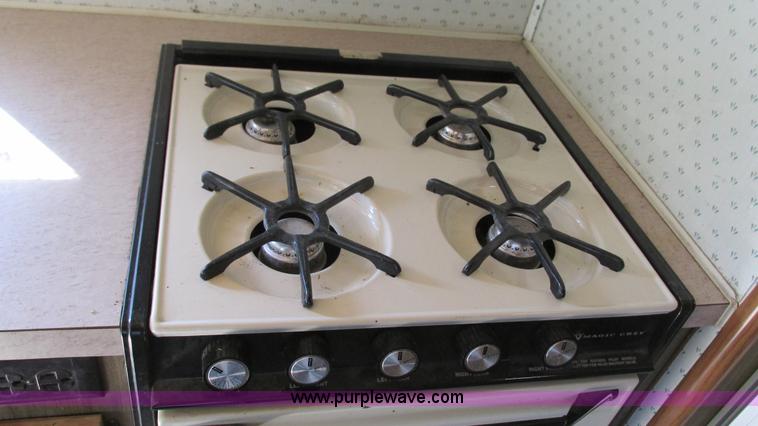 image for item I3062 1987 Chevrolet P30 Fleetwood/Southwind RV