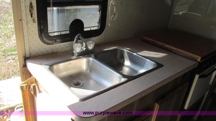 image for item I3062 1987 Chevrolet P30 Fleetwood/Southwind RV