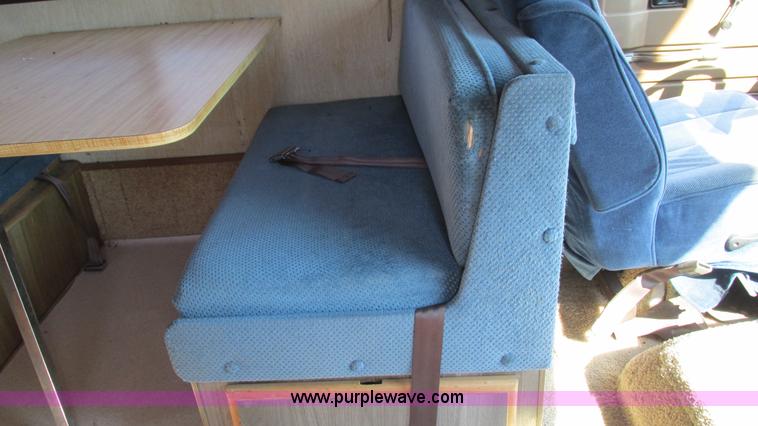 image for item I3062 1987 Chevrolet P30 Fleetwood/Southwind RV