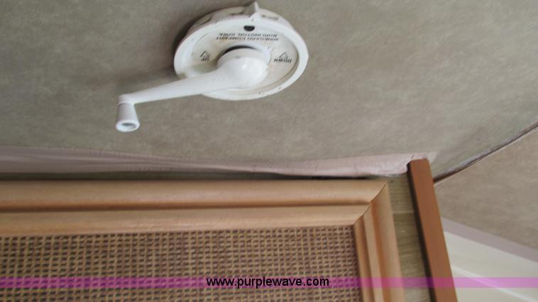 image for item I3062 1987 Chevrolet P30 Fleetwood/Southwind RV