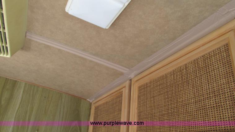 image for item I3062 1987 Chevrolet P30 Fleetwood/Southwind RV