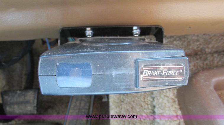 image for item I3062 1987 Chevrolet P30 Fleetwood/Southwind RV
