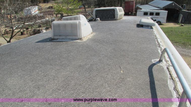 image for item I3062 1987 Chevrolet P30 Fleetwood/Southwind RV