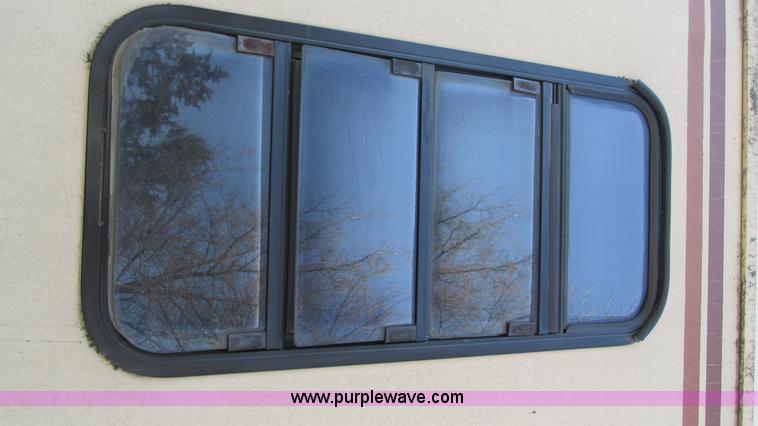 image for item I3062 1987 Chevrolet P30 Fleetwood/Southwind RV