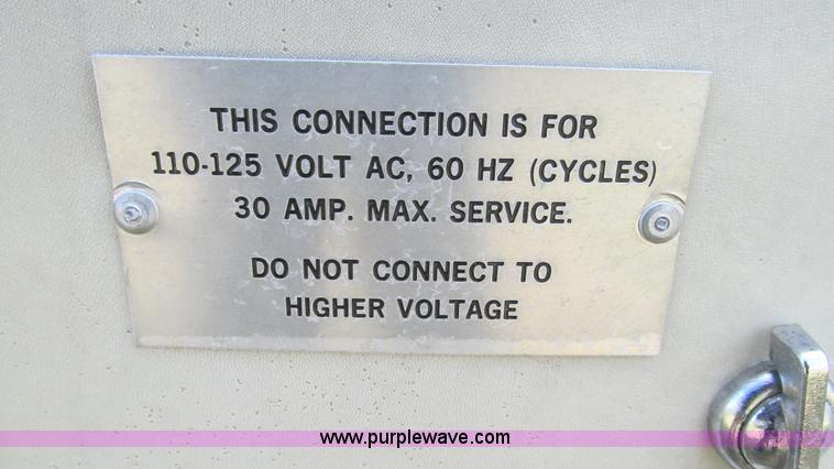 image for item I3073 1984 Chevrolet P30 Winnebago Elandan