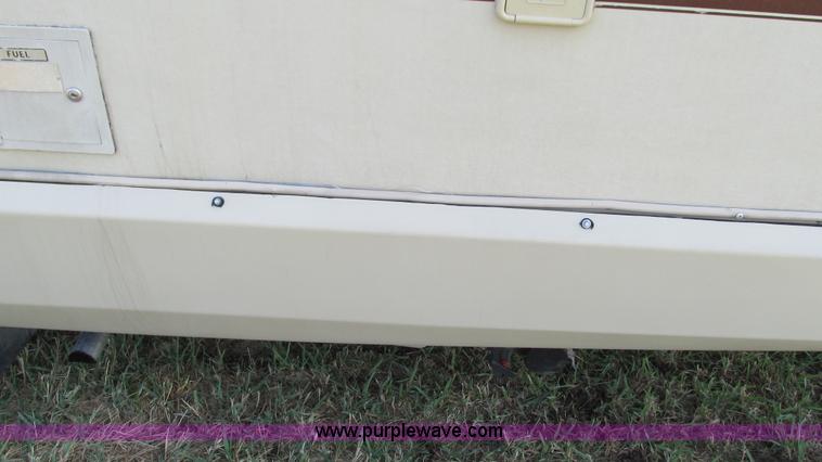 image for item I3073 1984 Chevrolet P30 Winnebago Elandan