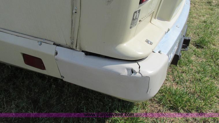 image for item I3073 1984 Chevrolet P30 Winnebago Elandan