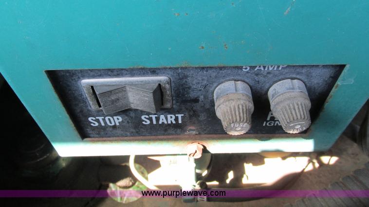 image for item I3073 1984 Chevrolet P30 Winnebago Elandan