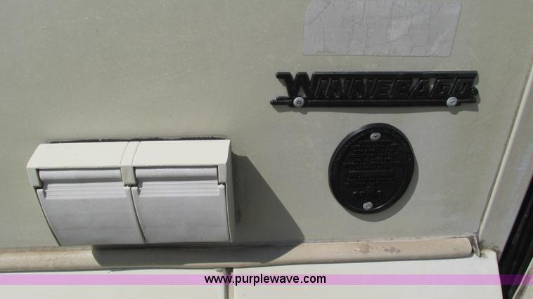 image for item I3073 1984 Chevrolet P30 Winnebago Elandan