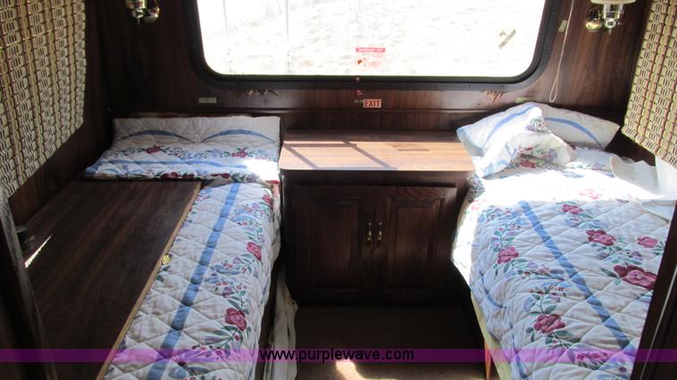 image for item I3073 1984 Chevrolet P30 Winnebago Elandan