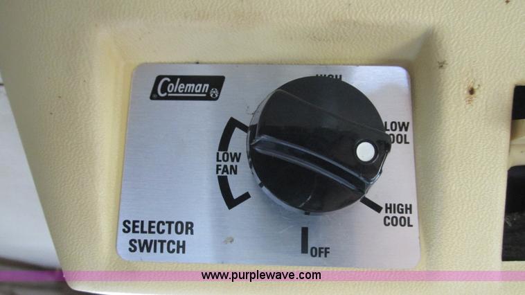 image for item I3073 1984 Chevrolet P30 Winnebago Elandan