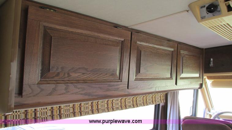 image for item I3073 1984 Chevrolet P30 Winnebago Elandan