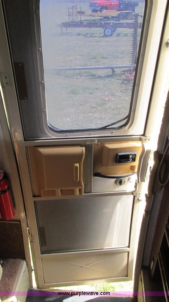 image for item I3073 1984 Chevrolet P30 Winnebago Elandan