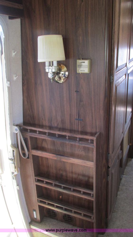 image for item I3073 1984 Chevrolet P30 Winnebago Elandan