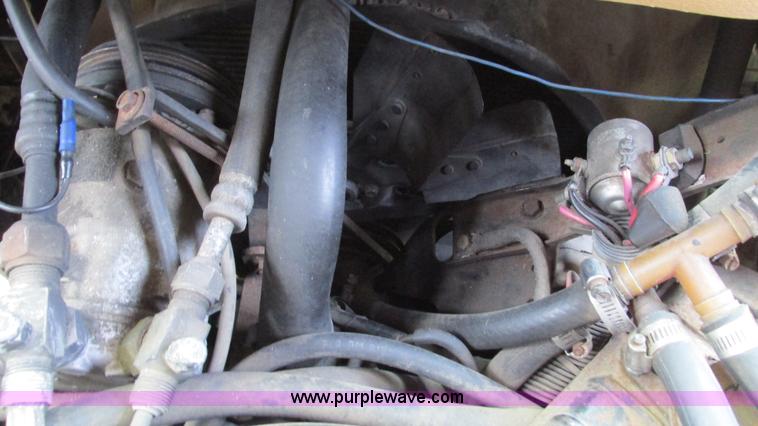 image for item I3073 1984 Chevrolet P30 Winnebago Elandan