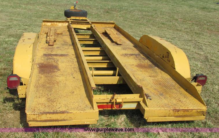 image for item I3075 1992 shop built trailer