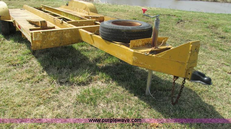 image for item I3075 1992 shop built trailer