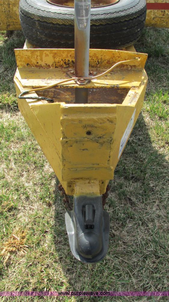 image for item I3075 1992 shop built trailer