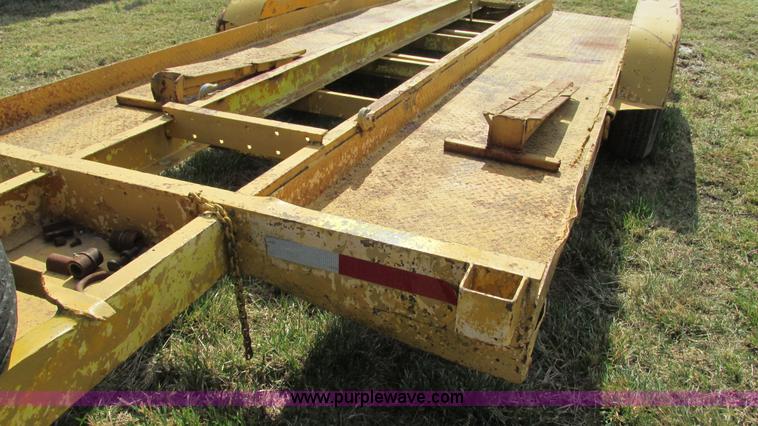 image for item I3075 1992 shop built trailer