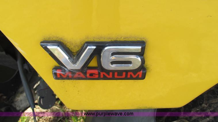 image for item I3077 1999 Dodge Dakota Sport pickup truck